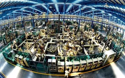 駛向未來 中國新能源汽車產(chǎn)業(yè)化的深度轉(zhuǎn)型與戰(zhàn)略布局